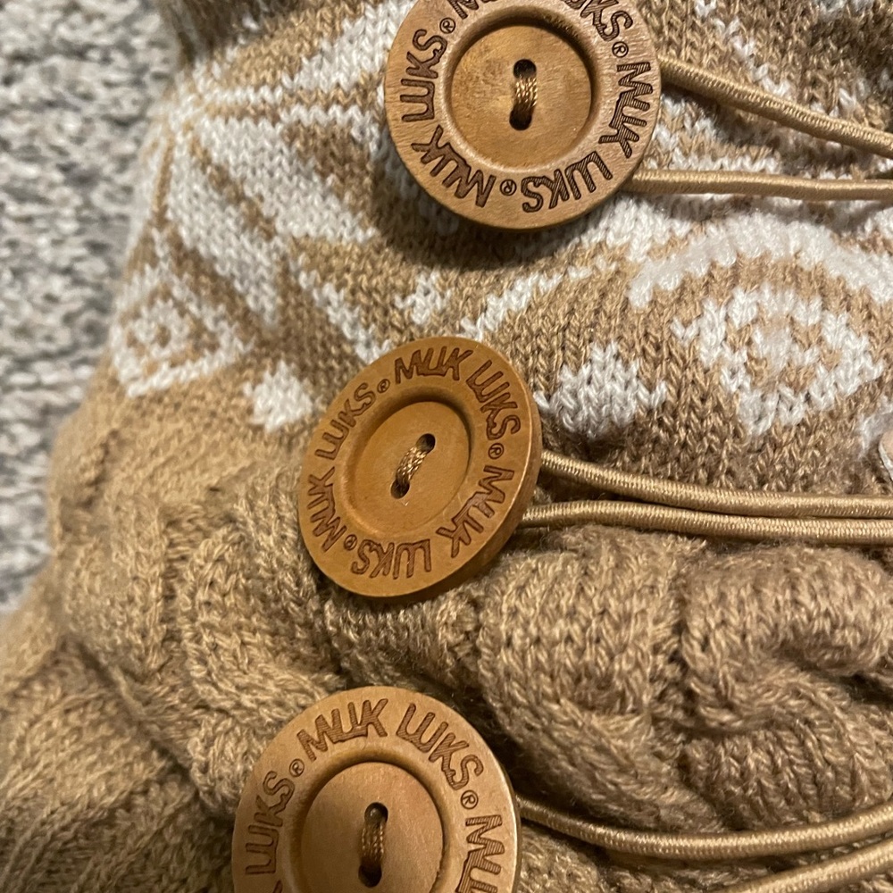 Muk Luks sweater boots - Picture 6 of 12
